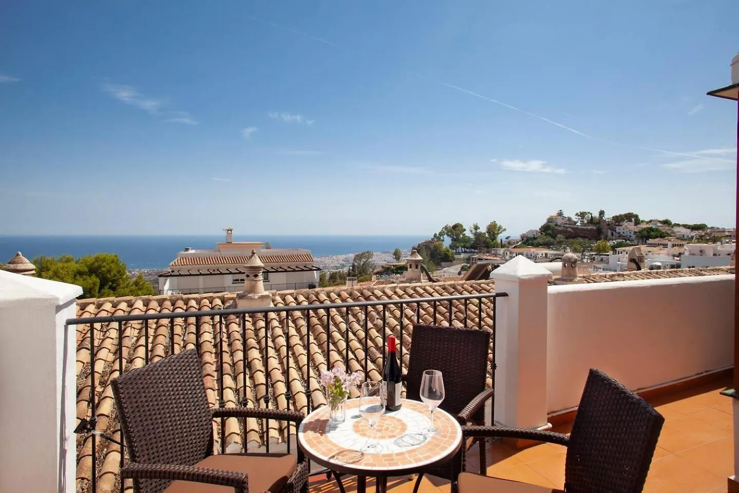 3 Bedrooms Sea Views Mijas Pueblo Lejlighed